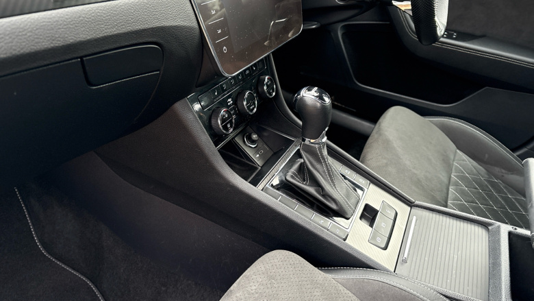 Skoda Superb 1.5 TSI Sport Line Plus 5dr DSG Petrol Estate